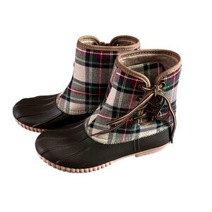 Women’s Marley Lilly Plaid Duck Boots with Lace-Up Design size 6